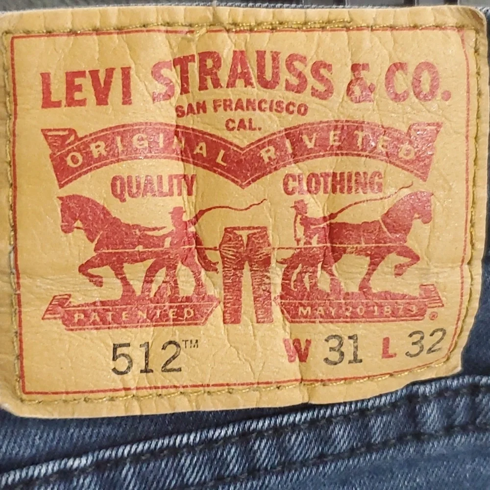 Levis questions leave